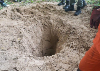 Corpo encontrado em cova pode ser de adolescente executada pelo ‘Tribunal do Crime’